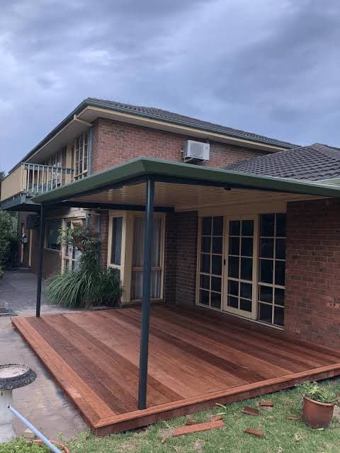 Attached pergola fixed to fascia, Dandenong